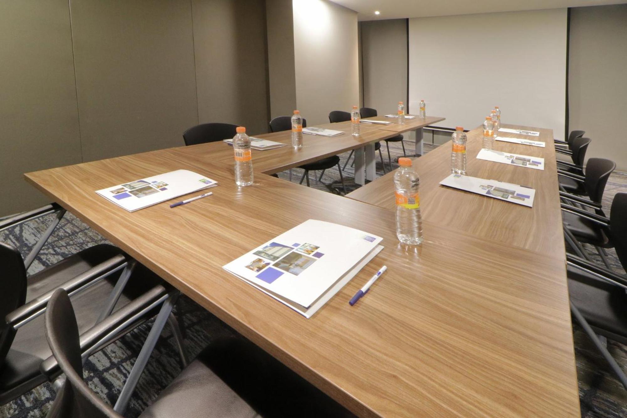 Holiday Inn Express & Suites Monterrey Valle By Ihg San Pedro Garza Garcia Exteriör bild