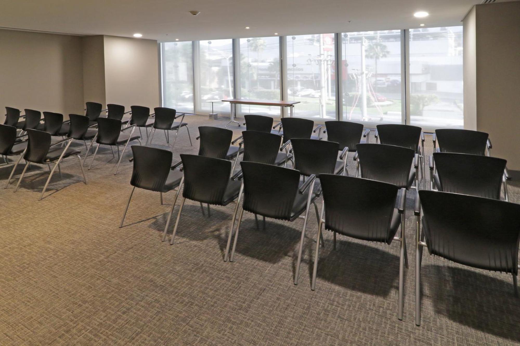 Holiday Inn Express & Suites Monterrey Valle By Ihg San Pedro Garza Garcia Exteriör bild