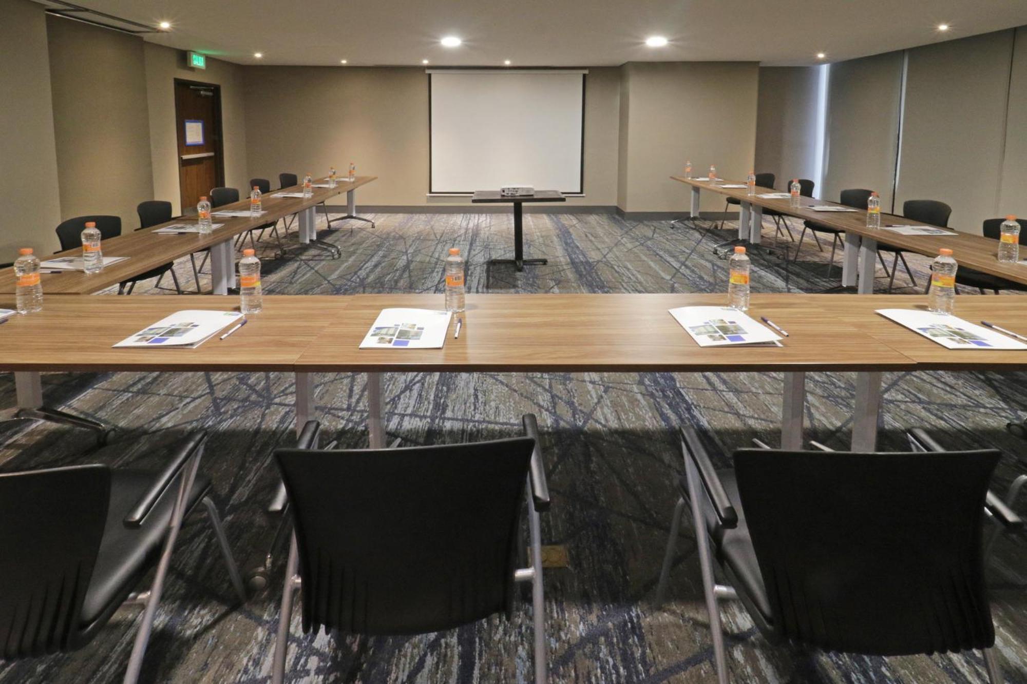Holiday Inn Express & Suites Monterrey Valle By Ihg San Pedro Garza Garcia Exteriör bild